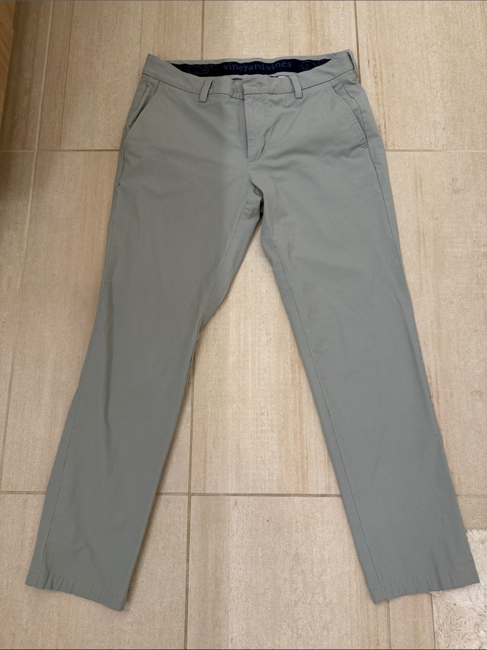 Vineyard Vines Men’s Light Gray Chino Pants